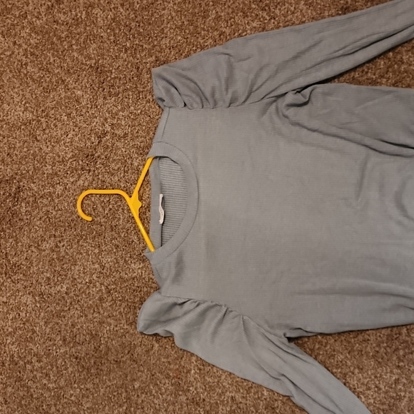 First Love Long Puff Sleeve top medium - Picture 2 of 6